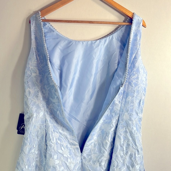 Brand NWT Adrianna Papell Pearl Trimmed Jacquard Dress Size 16 - Picture 11 of 12